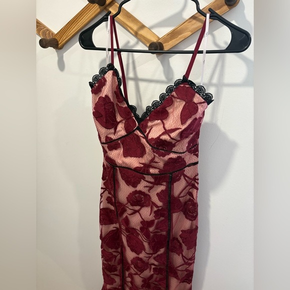 WORN ONCE- Alluring Dream Burgundy Floral Mesh Lace Trumpet Midi Dress - Picture 8 of 10